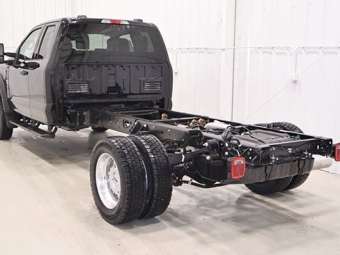 New 2026 Ford F550 4x4 Supercab Super Duty w/ XLT Value Package image 6