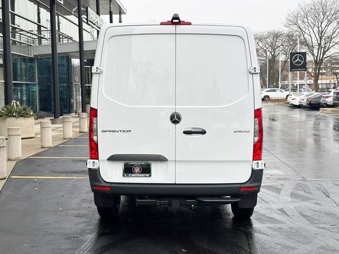 Used 2026 Mercedes-Benz Sprinter 2500 image 4