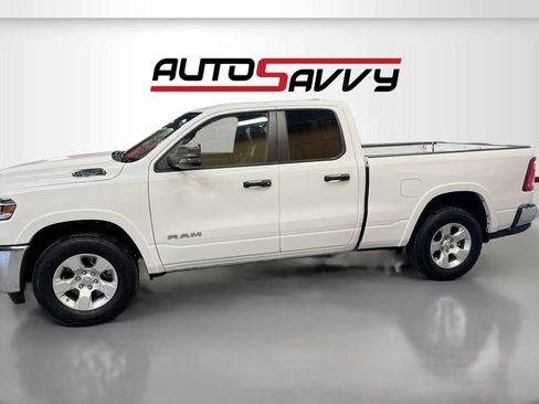Used 2025 RAM 1500 Big Horn AWD/4WD image 4