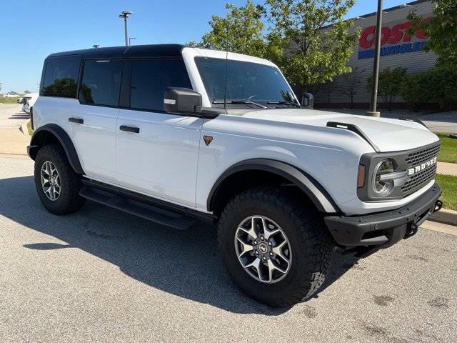 Used 2024 Ford Bronco Badlands AWD/4WD image 2