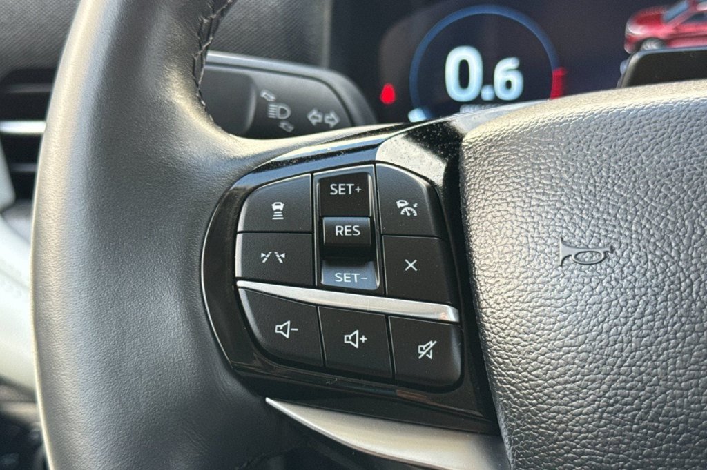 Used 2025 Ford Explorer Platinum w/ Ultimate Package RWD image 33