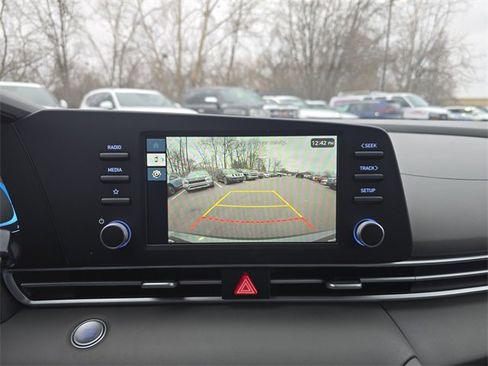 New 2026 Hyundai Elantra Sport image 17