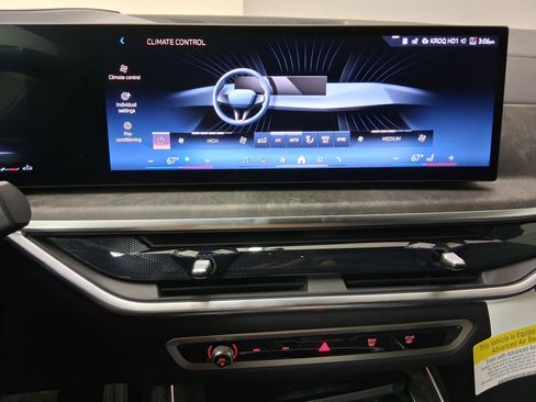 New 2026 BMW X7 xDrive40i w/ M Sport Package image 24