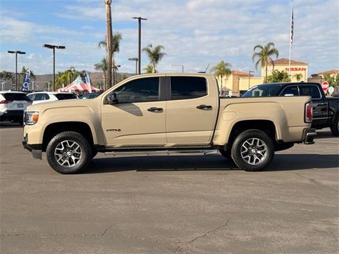 Used 2022 GMC Canyon AT4 w/ Trailering Package image 9