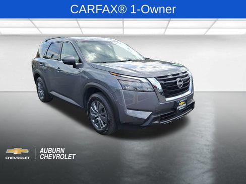 Used 2025 Nissan Pathfinder SV FWD image 1