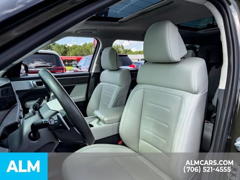 Used 2025 Hyundai Santa Fe Calligraphy AWD/4WD image 9