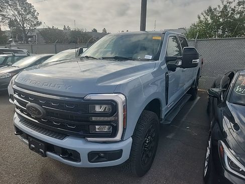 Used 2024 Ford F350 Lariat w/ Black Appearance Package AWD/4WD image 3