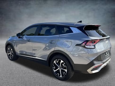 Used 2025 Kia Sportage EX FWD image 3