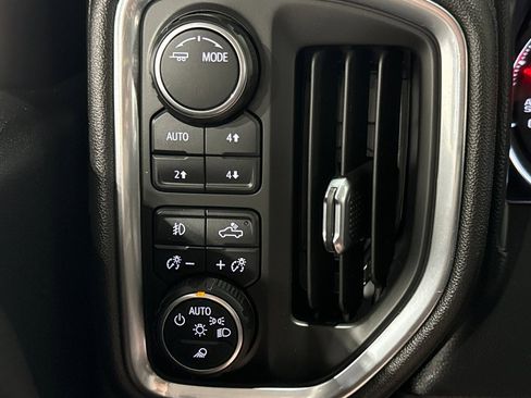 Used 2021 Chevrolet Silverado 1500 LTZ image 38