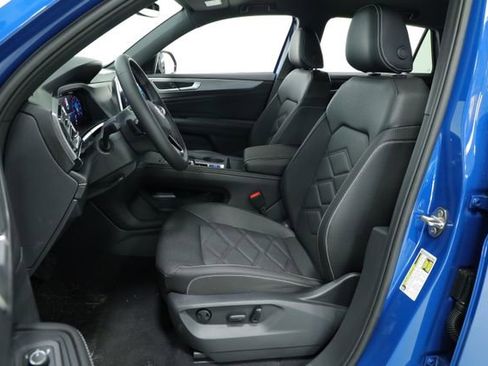 New 2026 Volkswagen Atlas Cross Sport SE FWD image 26