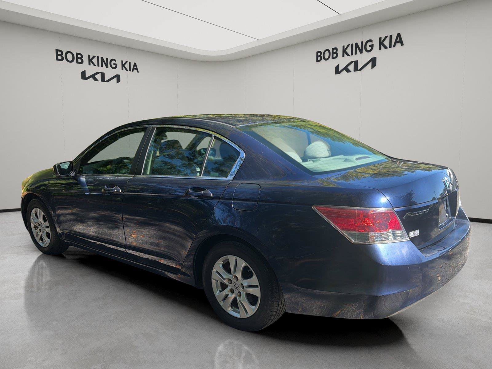 Used 2009 Honda Accord LX-P image 3