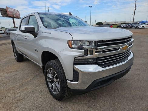 Used 2020 Chevrolet Silverado 1500 LT w/ Texas Edition RWD image 11