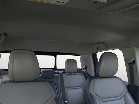 New 2026 Ford Maverick Lariat w/ 4K Tow Package image 13