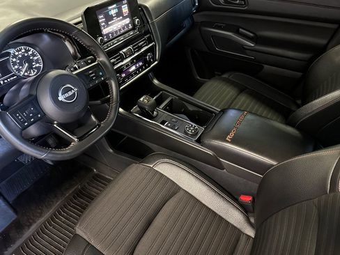 Used 2025 Nissan Pathfinder Rock Creek AWD/4WD image 10
