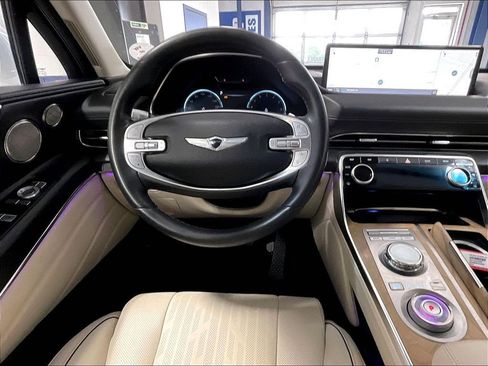 Used 2023 Genesis GV80 2.5T w/ Prestige Package AWD/4WD image 17