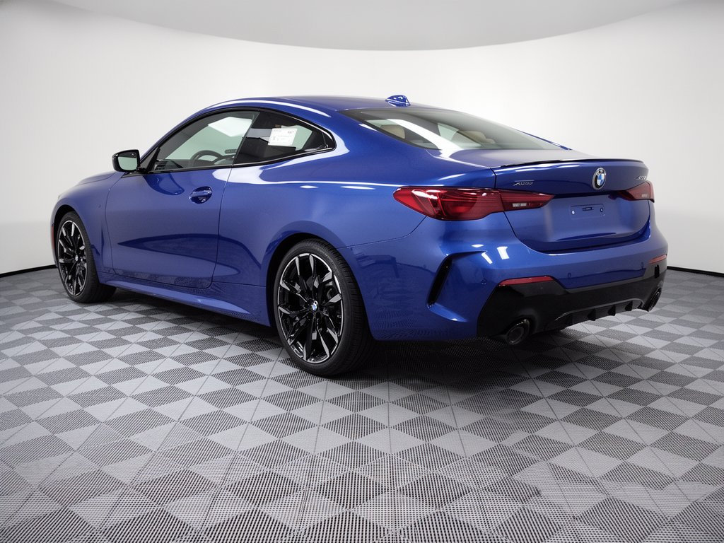 Used 2026 BMW 430i xDrive Coupe w/ M Sport Package AWD/4WD image 3