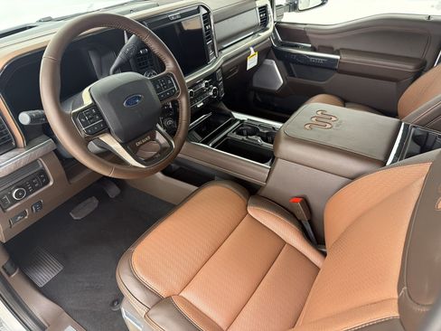 New 2026 Ford F250 King Ranch w/ Tremor Off-Road Package AWD/4WD image 4