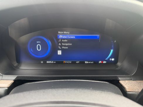 Used 2020 Ford Explorer Platinum w/ Premium Technology Package image 10