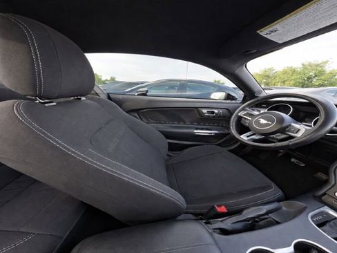 Used 2021 Ford Mustang GT w/ Equipment Group 301A RWD image 5