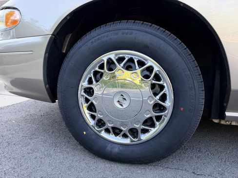 Used 2002 Buick Century Limited image 28