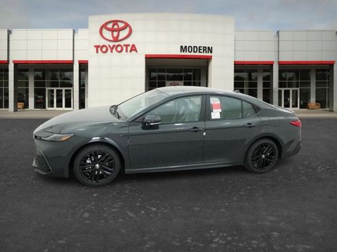 New 2026 Toyota Camry SE FWD image 15