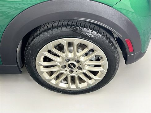 Certified 2025 MINI Cooper S image 29