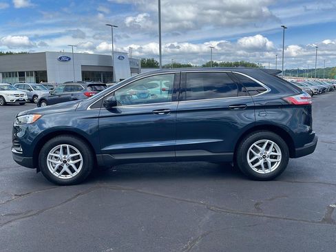 Used 2023 Ford Edge SEL w/ Convenience Package AWD/4WD image 2