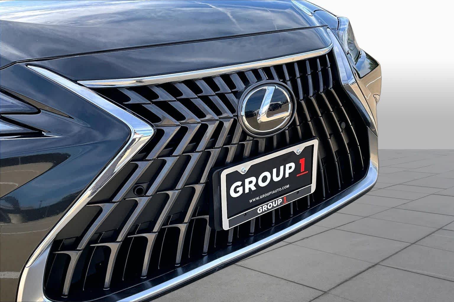 Certified 2022 Lexus ES 350 w/ Premium Package FWD image 30