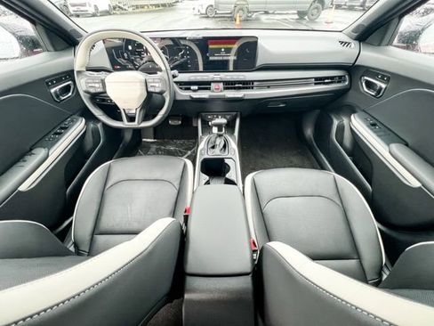 New 2025 Kia K4 GT-Line Turbo w/ GT-Line Premium Package FWD image 11