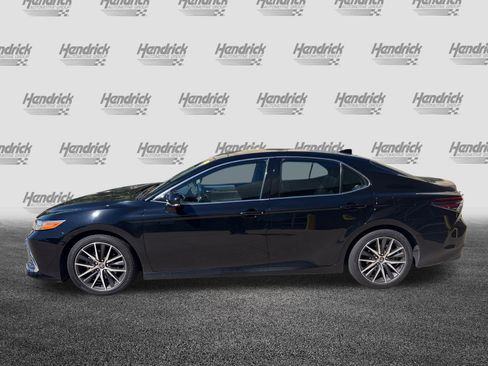 Used 2021 Toyota Camry XLE w/ Navigation Package AWD/4WD image 7