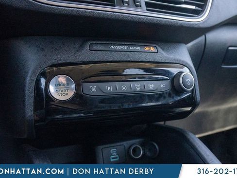 Used 2023 Ford Escape Platinum AWD/4WD image 9