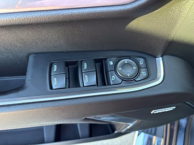 Used 2022 GMC Sierra 1500 SLT w/ SLT Premium Plus Package AWD/4WD image 14