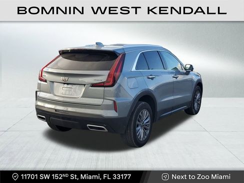 Used 2025 Cadillac XT4 Premium Luxury image 7