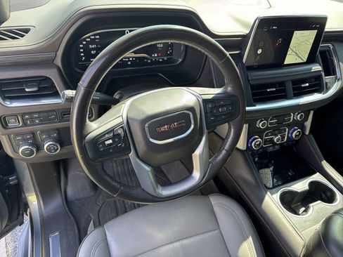 Used 2022 GMC Yukon SLT w/ SLT Premium Package AWD/4WD image 18