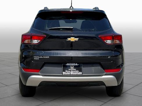 Used 2023 Chevrolet TrailBlazer LT w/ Convenience Package AWD/4WD image 9