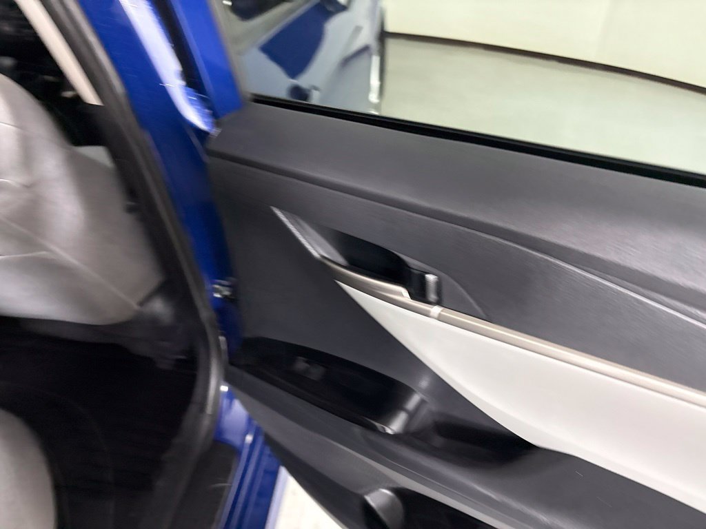 Used 2026 Toyota Camry LE FWD image 17