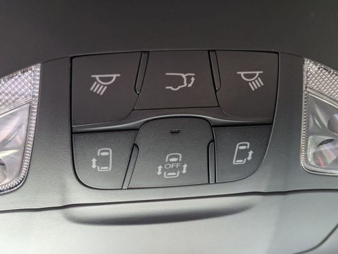 New 2026 Chrysler Pacifica Limited FWD image 26