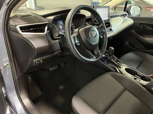 Used 2023 Toyota Corolla LE FWD image 19
