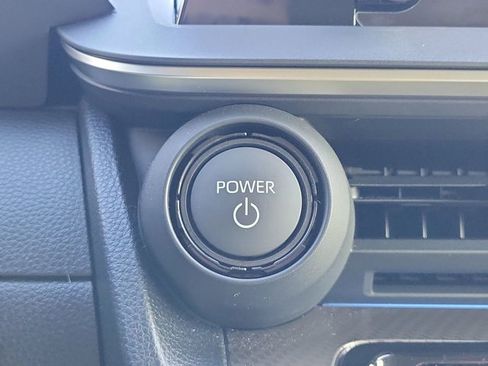 Used 2023 Toyota Prius XLE image 33