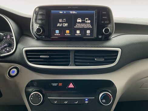 Used 2020 Hyundai Tucson Value w/ Cargo Package image 17