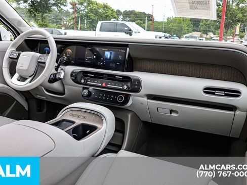 Used 2026 Hyundai Palisade SEL FWD image 33