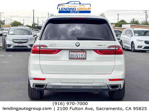 Used 2019 BMW X7 xDrive40i w/ Premium Package AWD/4WD image 3