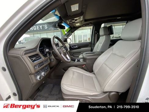 Used 2021 GMC Yukon XL SLT w/ SLT Luxury Plus Package image 21