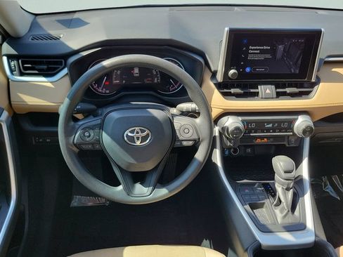 Used 2024 Toyota RAV4 XLE w/ Convenience Package FWD image 12