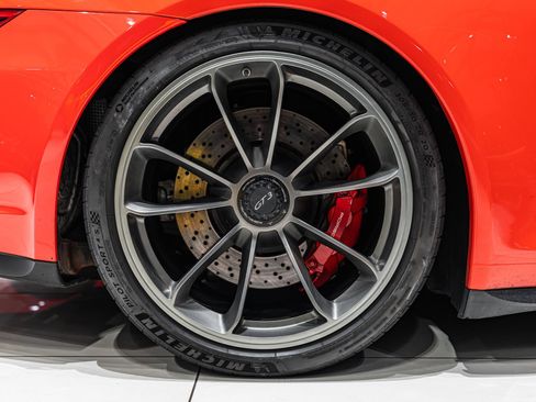 Used 2018 Porsche 911 GT3 image 56