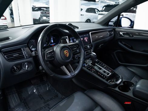 Used 2023 Porsche Macan GTS AWD/4WD image 19