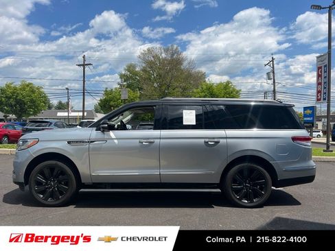 Used 2023 Lincoln Navigator L Black Label AWD/4WD image 8