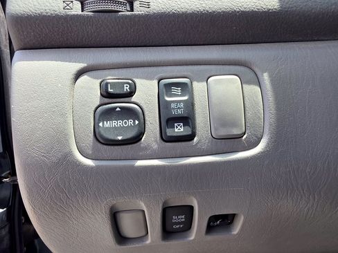 Used 2006 Toyota Sienna LE FWD image 13