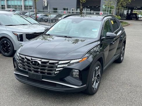 Used 2022 Hyundai Tucson SEL w/ Convenience + Premium Package FWD image 3