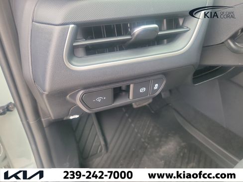 New 2026 Kia K4 FWD image 26